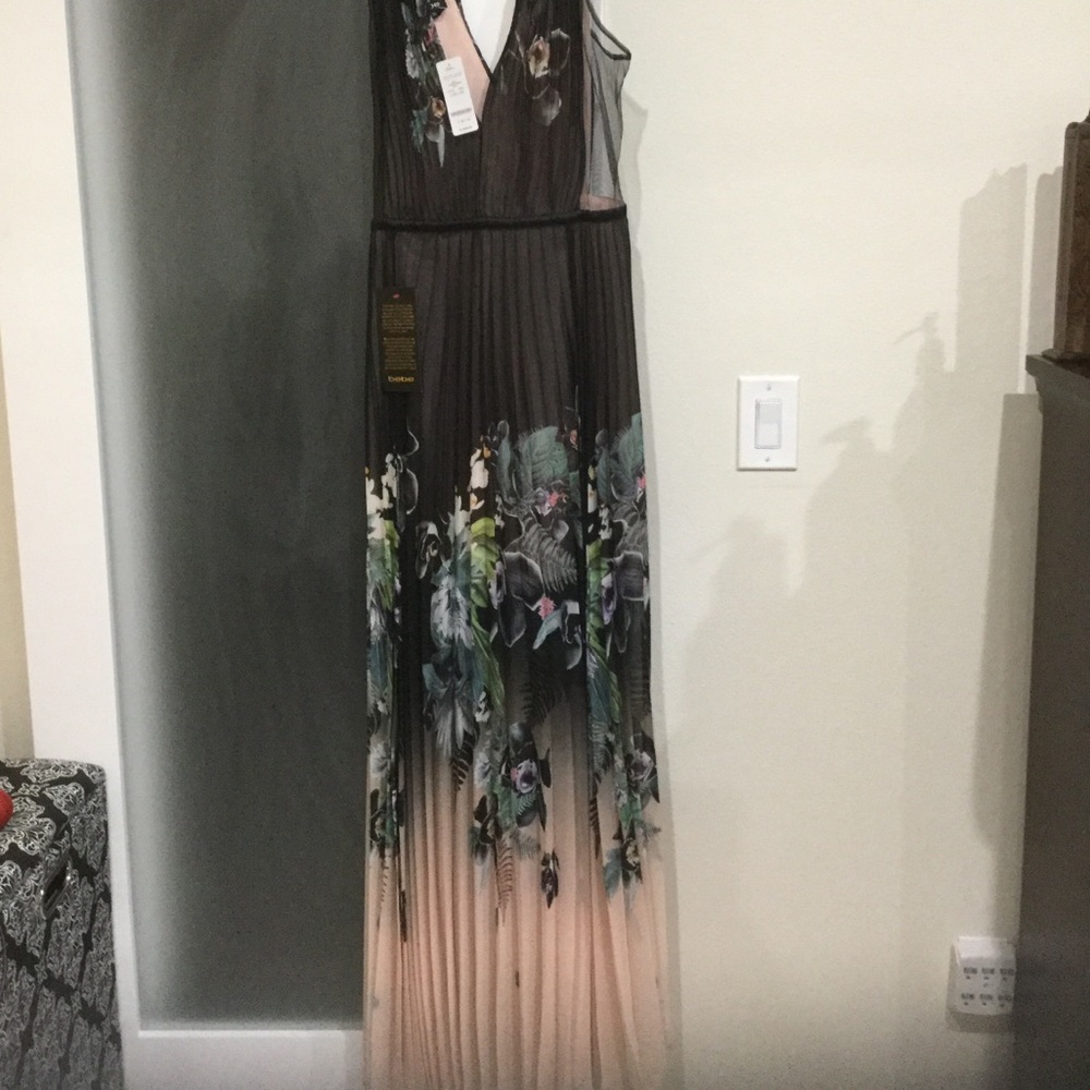 Bebe Pleated Maxi dress